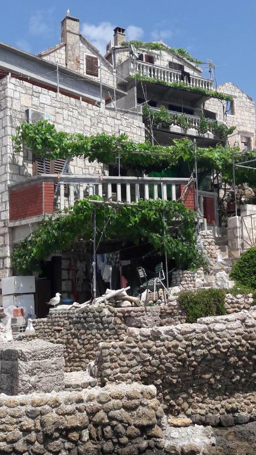 Anka'S Beach Komiza Bagian luar foto